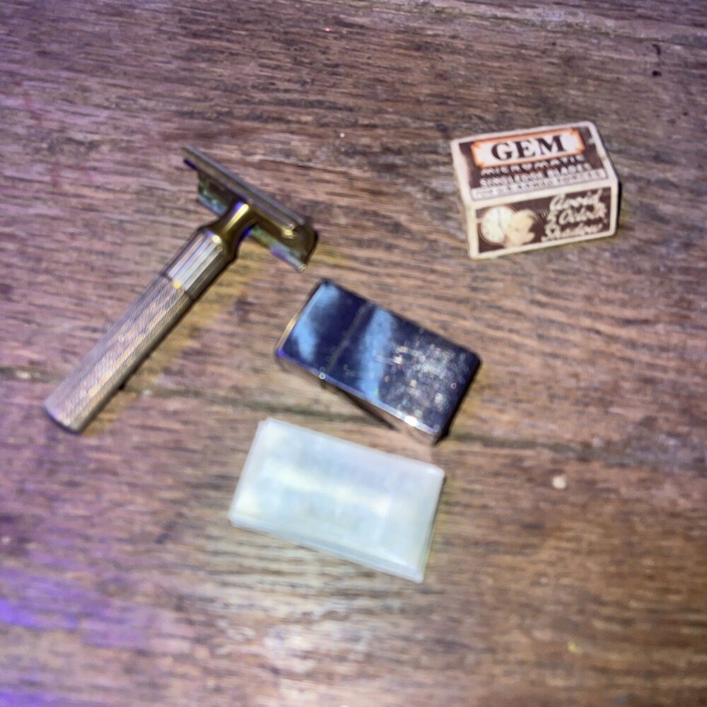 VINTAGE GILLETTE Tech & Razor Case - Picture 6 of 8